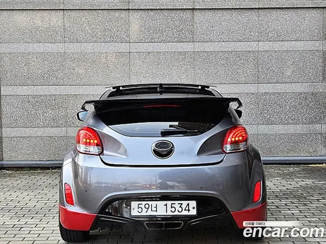 Hyundai Veloster 2011 1.6 автомат (гидро), миниатюра 4
