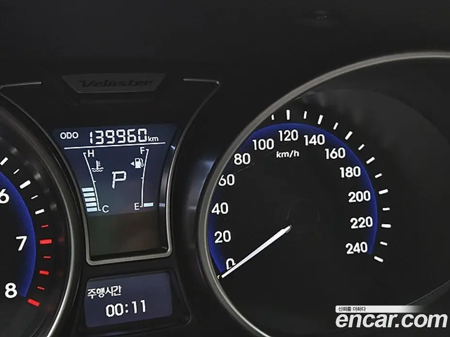 Hyundai Veloster 2011 1.6 автомат (гидро), фото 8