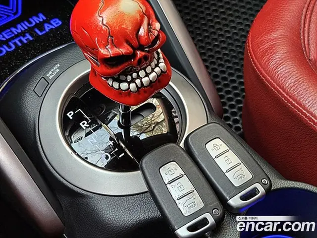 Hyundai Veloster 2011 1.6 автомат (гидро), миниатюра 9