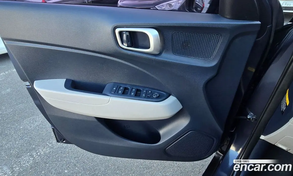 Hyundai Venue 2019 1.6 автомат (гидро), фото 13