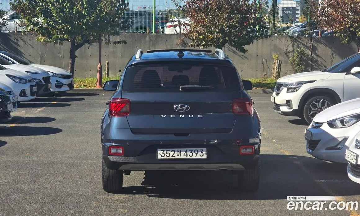 Hyundai Venue 2019 1.6 автомат (гидро), фото 3