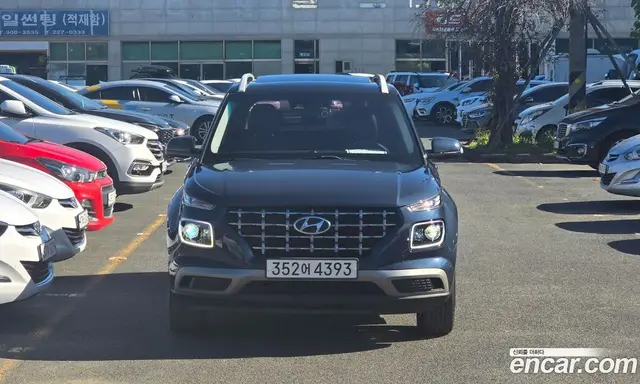 Hyundai Venue 2019 1.6 автомат (гидро), миниатюра 4