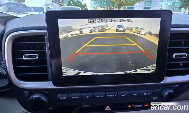 Hyundai Venue 2019 1.6 автомат (гидро), миниатюра 9