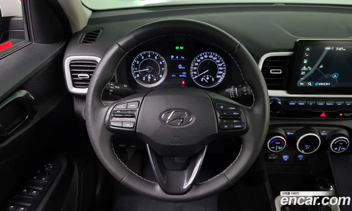 Hyundai Venue 2020 1.6 автомат (гидро), фото 14