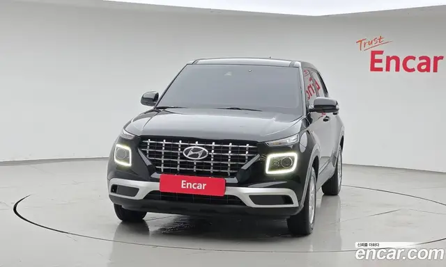 Hyundai Venue 2020 1.6 автомат (гидро), миниатюра 3