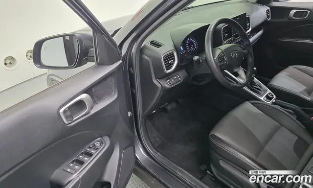 Hyundai Venue 2021 1.6 автомат (гидро), миниатюра 11
