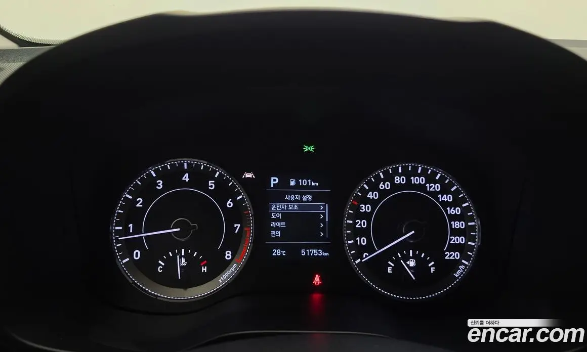 Hyundai Venue 2021 1.6 автомат (гидро), фото 8