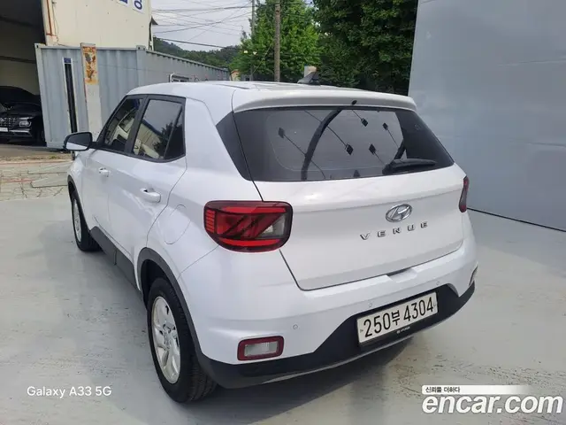 Hyundai Venue 2022 1.6 автомат (гидро), миниатюра 2