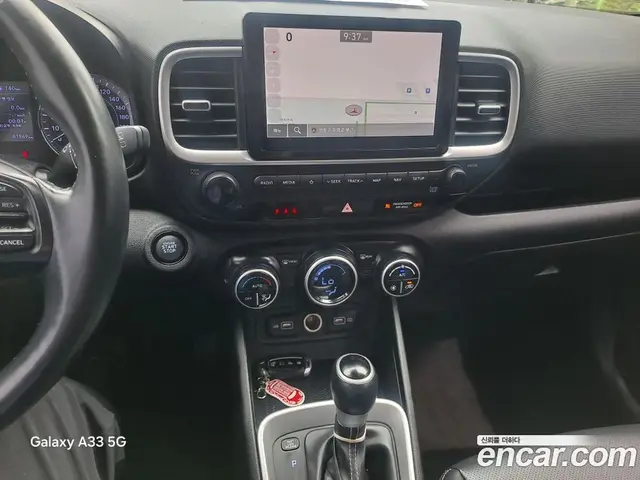 Hyundai Venue 2022 1.6 автомат (гидро), миниатюра 11
