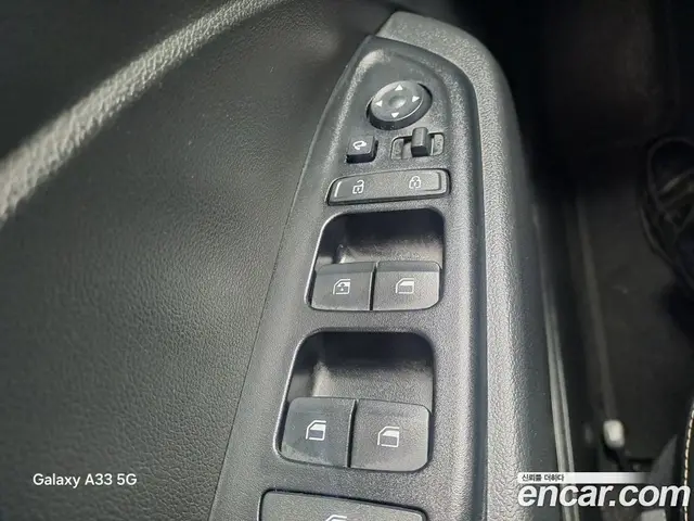 Hyundai Venue 2022 1.6 автомат (гидро), миниатюра 12