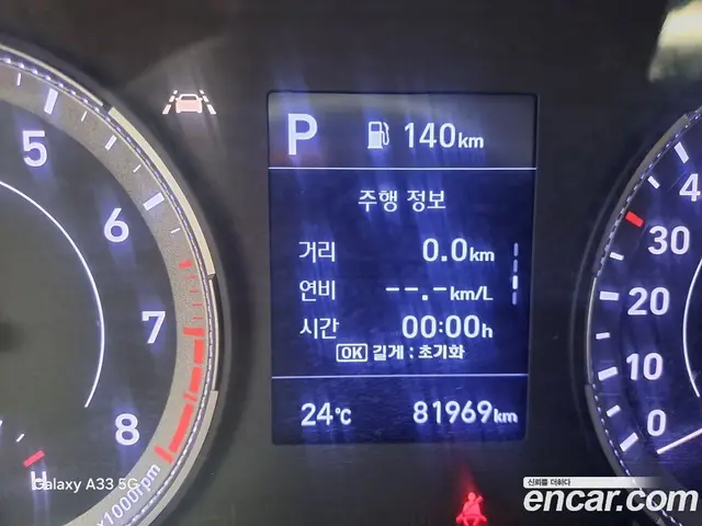 Hyundai Venue 2022 1.6 автомат (гидро), миниатюра 8