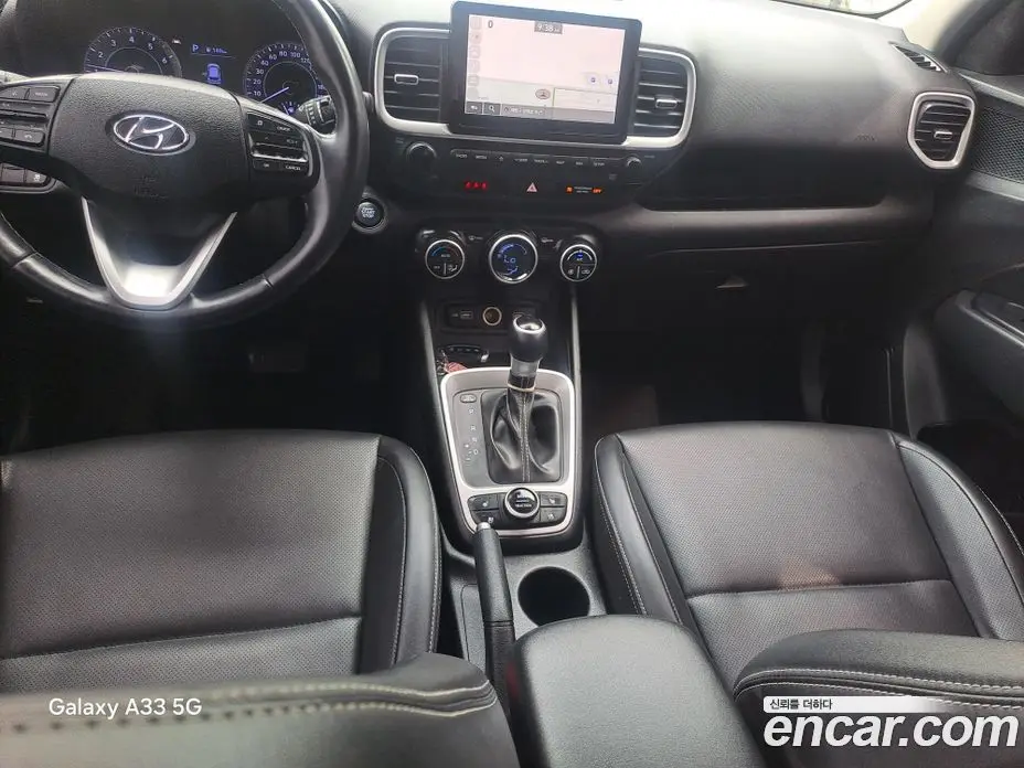 Hyundai Venue 2022 1.6 автомат (гидро), фото 9