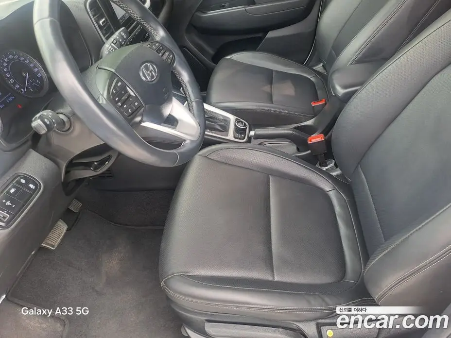 Hyundai Venue 2022 1.6 автомат (гидро), фото 10