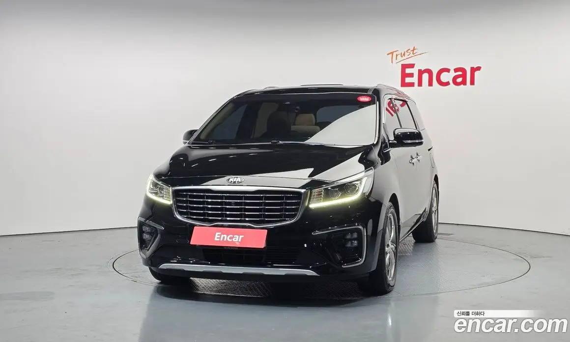 Kia Carnival 2018 2.2 автомат (гидро), фото 3 Kia Carnival 2018 2.2 автомат (гидро), фото 3