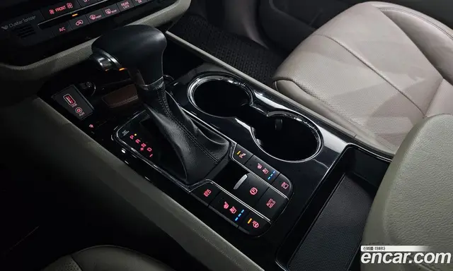 Kia Carnival 2018 2.2 автомат (гидро), миниатюра 12