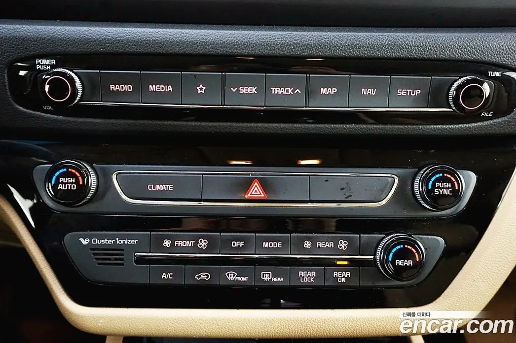 Kia Carnival 2018 2.2 автомат (гидро), фото 12 Kia Carnival 2018 2.2 автомат (гидро), фото 12