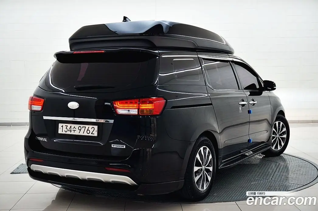 Kia Carnival 2018 2.2 автомат (гидро), фото 5 Kia Carnival 2018 2.2 автомат (гидро), фото 5