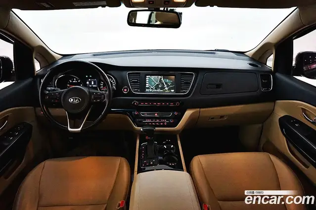 Kia Carnival 2018 2.2 автомат (гидро), миниатюра 7 Kia Carnival 2018 2.2 автомат (гидро), миниатюра 7
