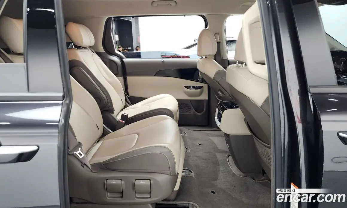 Kia Carnival 2020 2.2 автомат (гидро), фото 12