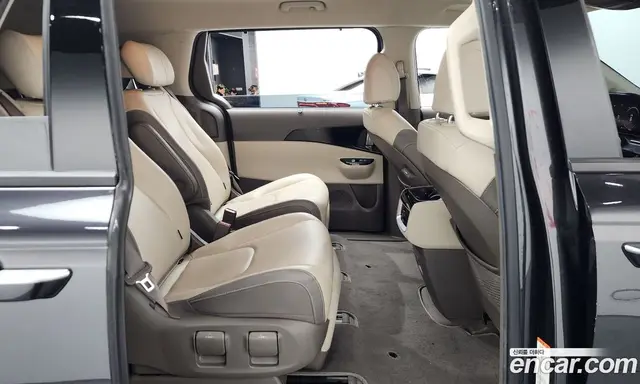 Kia Carnival 2020 2.2 автомат (гидро), миниатюра 12