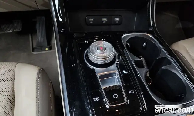 Kia Carnival 2020 2.2 автомат (гидро), миниатюра 9