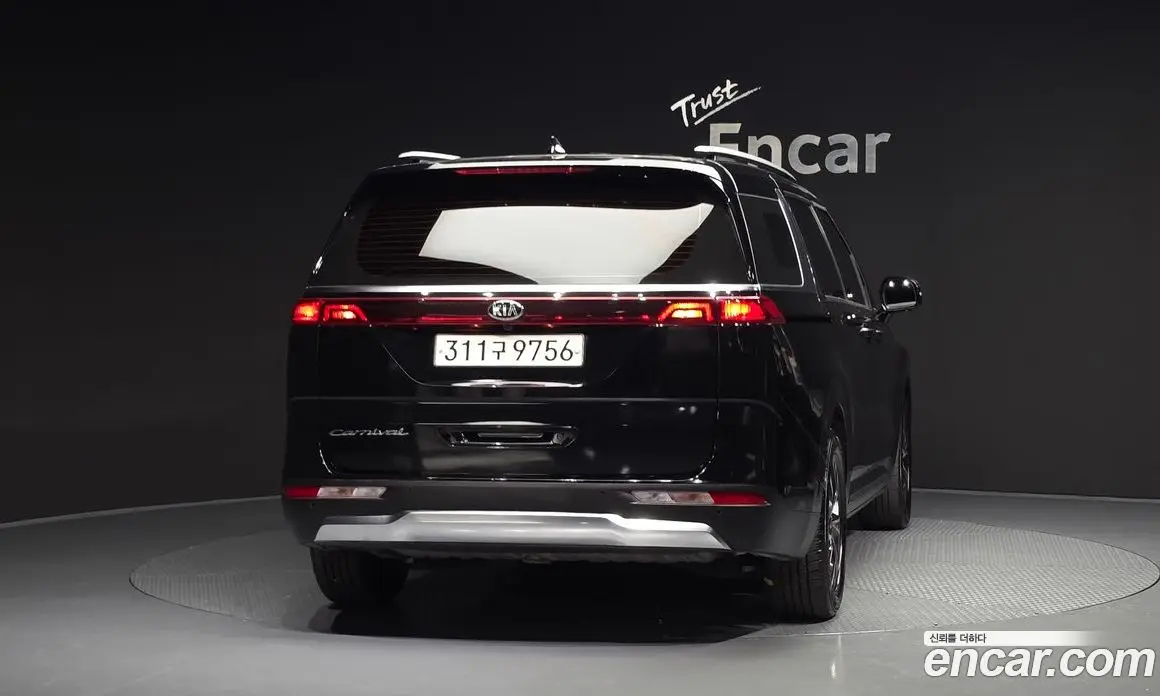Kia Carnival 2020 2.2 автомат (гидро), фото 4 Kia Carnival 2020 2.2 автомат (гидро), фото 4