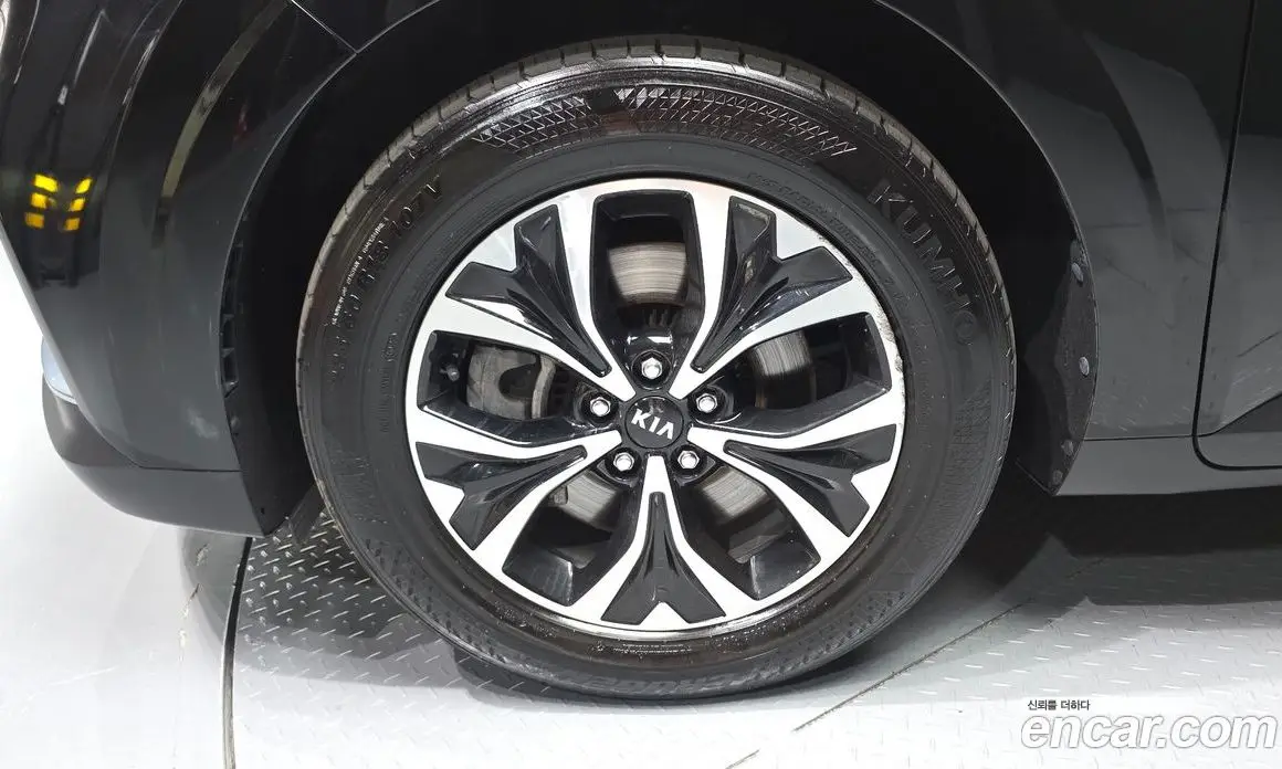 Kia Carnival 2020 2.2 автомат (гидро), фото 5 Kia Carnival 2020 2.2 автомат (гидро), фото 5