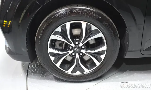 Kia Carnival 2020 2.2 автомат (гидро), миниатюра 5 Kia Carnival 2020 2.2 автомат (гидро), миниатюра 5