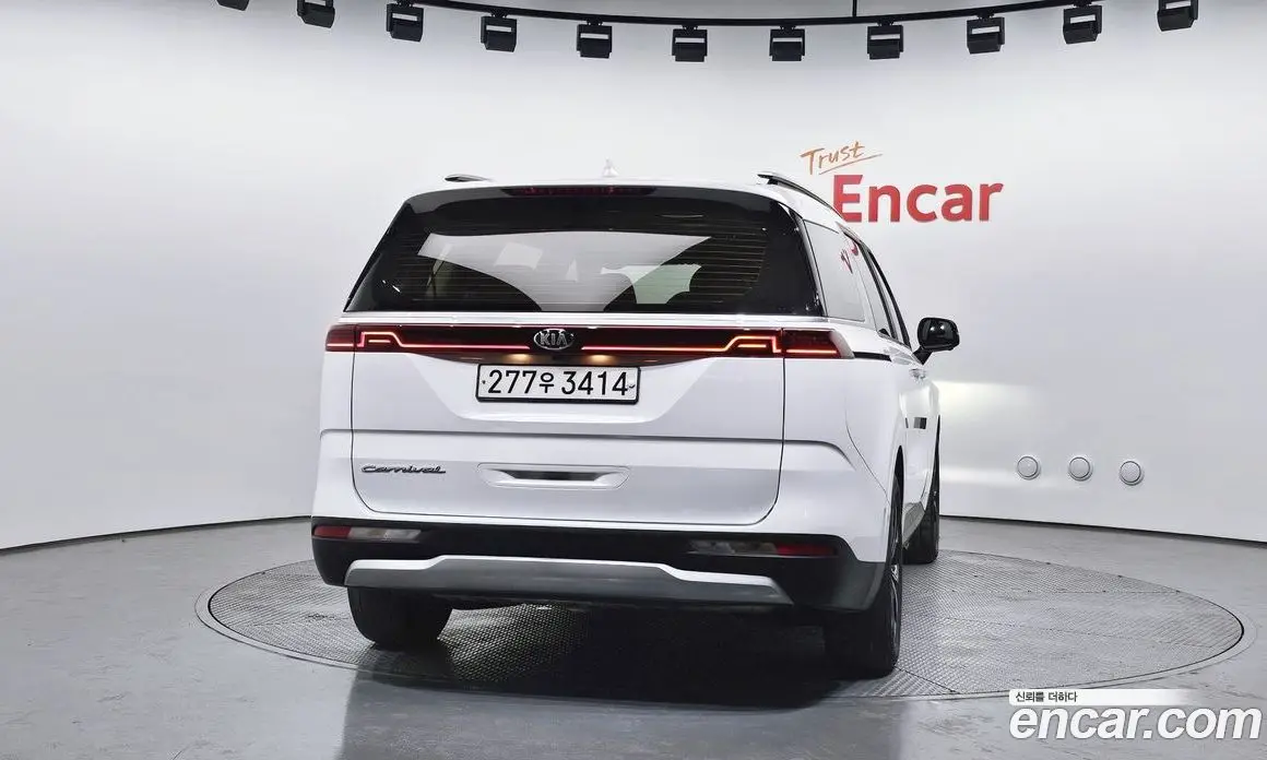 Kia Carnival 2020 2.2 автомат (гидро), фото 4 Kia Carnival 2020 2.2 автомат (гидро), фото 4