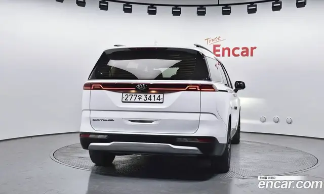 Kia Carnival 2020 2.2 автомат (гидро), миниатюра 4 Kia Carnival 2020 2.2 автомат (гидро), миниатюра 4