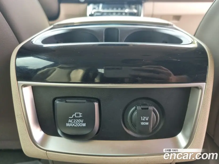 Kia Carnival 2022 2.2 автомат (гидро), фото 12 Kia Carnival 2022 2.2 автомат (гидро), фото 12