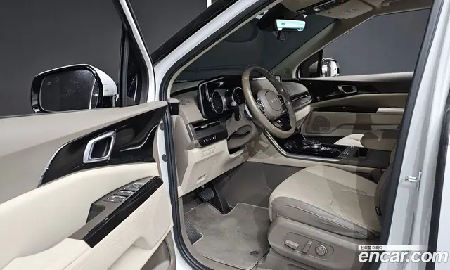 Kia Carnival 2022 2.2 автомат (гидро), миниатюра 11 Kia Carnival 2022 2.2 автомат (гидро), миниатюра 11