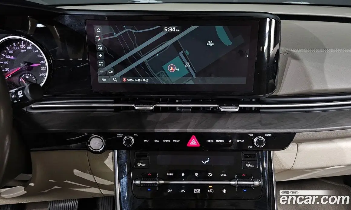 Kia Carnival 2022 2.2 автомат (гидро), фото 16 Kia Carnival 2022 2.2 автомат (гидро), фото 16