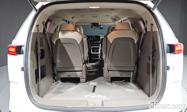 Kia Carnival 2022 2.2 автомат (гидро), миниатюра 10 Kia Carnival 2022 2.2 автомат (гидро), миниатюра 10