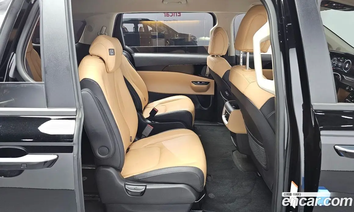 Kia Carnival 2023 3.5 автомат (гидро), фото 17
