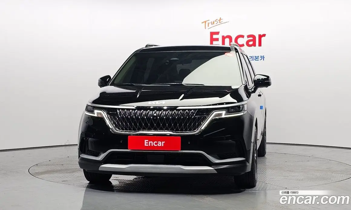 Kia Carnival 2023 3.5 автомат (гидро), фото 3