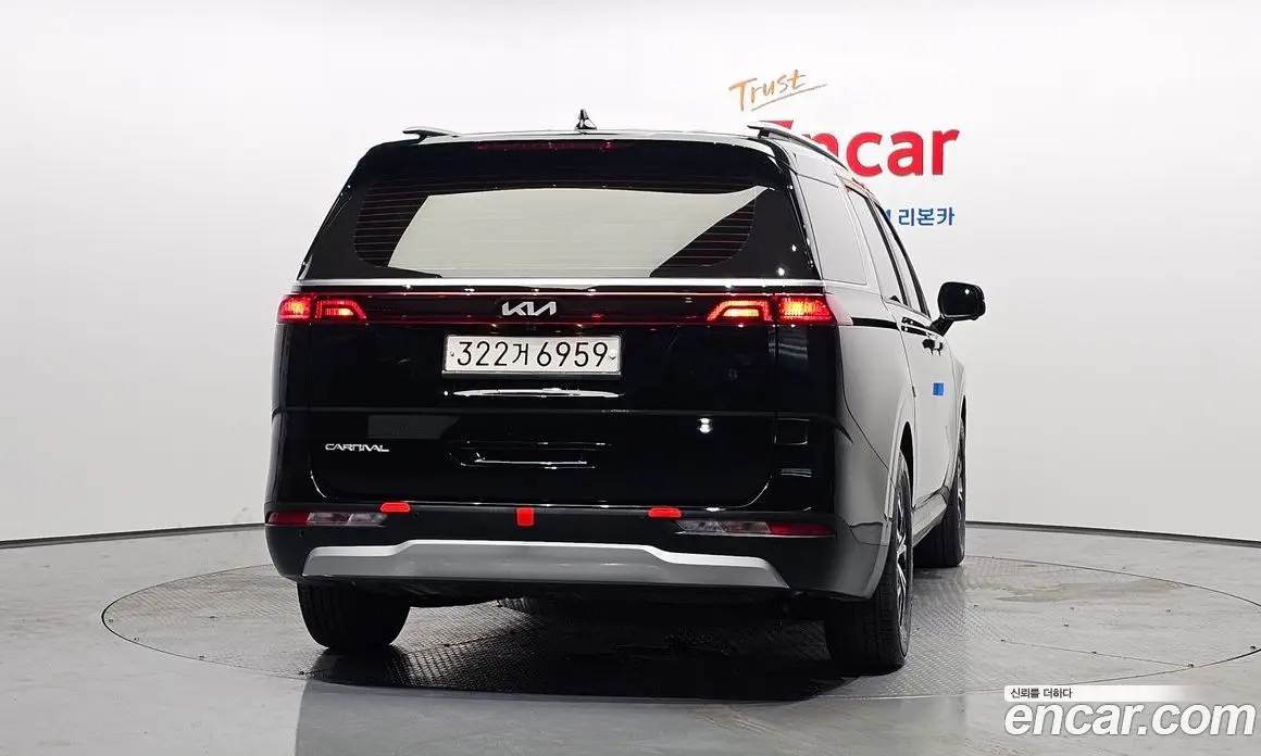 Kia Carnival 2023 3.5 автомат (гидро), фото 4