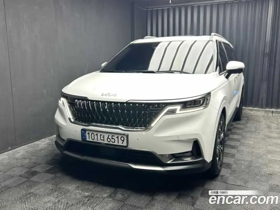 Kia Carnival 2023 3.5 автомат (гидро), фото 2 Kia Carnival 2023 3.5 автомат (гидро), фото 2