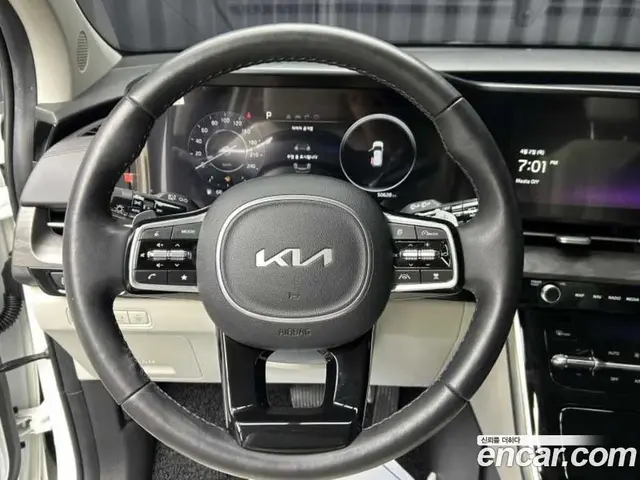 Kia Carnival 2023 3.5 автомат (гидро), миниатюра 9 Kia Carnival 2023 3.5 автомат (гидро), миниатюра 9