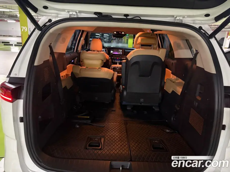 Kia Carnival 2023 2.2 автомат (гидро), фото 7