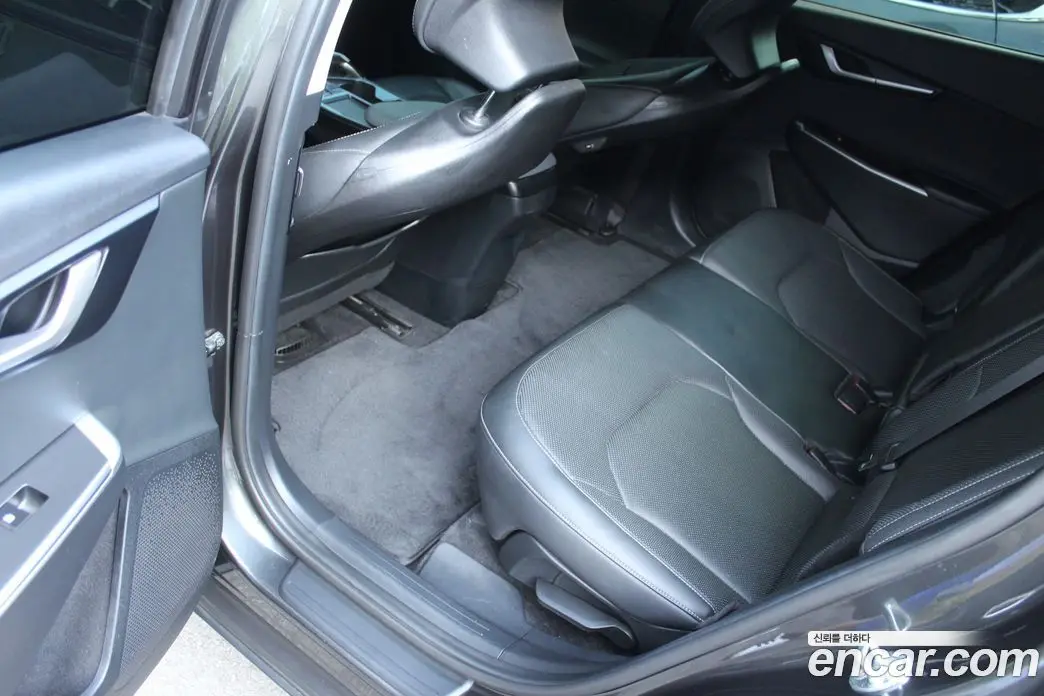 Kia EV6 2022 0.1 автомат (гидро), фото 16 Kia EV6 2022 0.1 автомат (гидро), фото 16