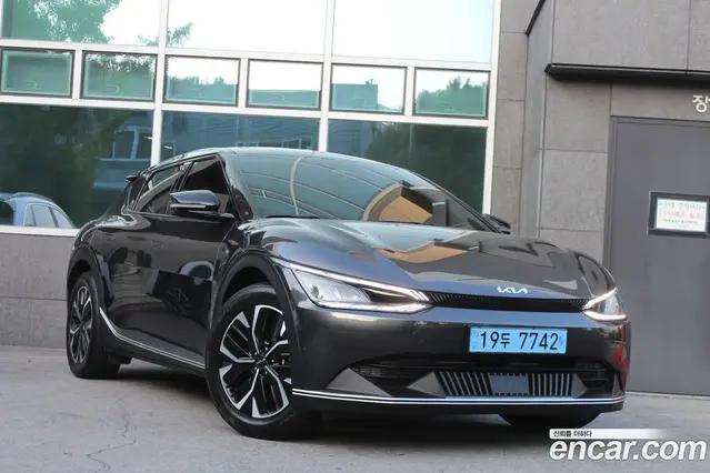 Kia EV6 2022 0.1 автомат (гидро), миниатюра 3 Kia EV6 2022 0.1 автомат (гидро), миниатюра 3