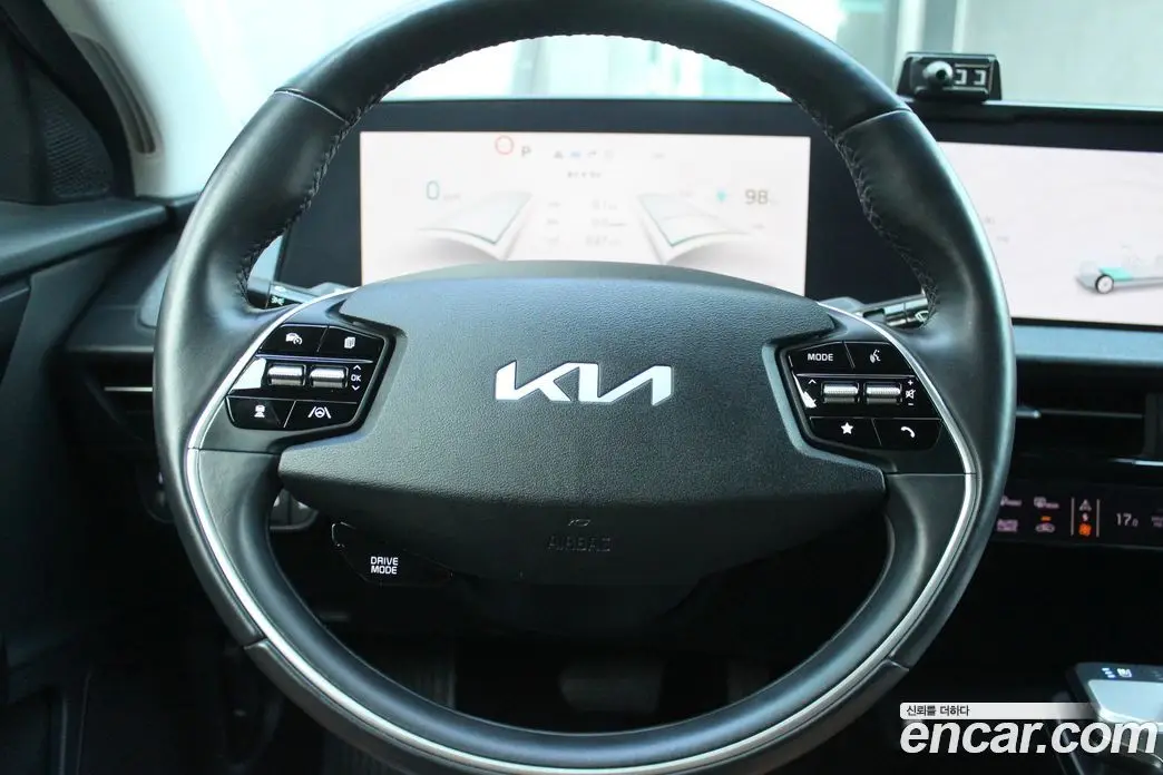 Kia EV6 2022 0.1 автомат (гидро), фото 9 Kia EV6 2022 0.1 автомат (гидро), фото 9