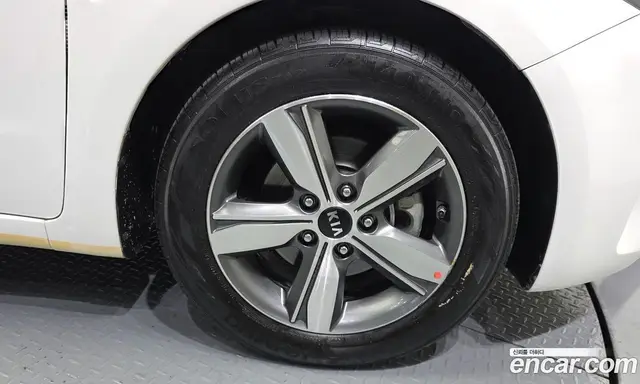 Kia K3 2018 1.6 автомат (гидро), миниатюра 5