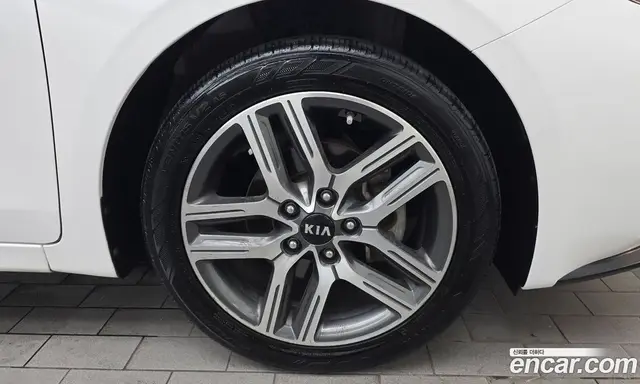 Kia K3 2018 1.6 автомат (гидро), миниатюра 7