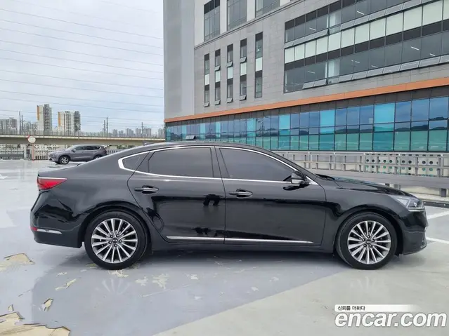 Kia K7 2018 2.4 автомат (гидро), миниатюра 4 Kia K7 2018 2.4 автомат (гидро), миниатюра 4