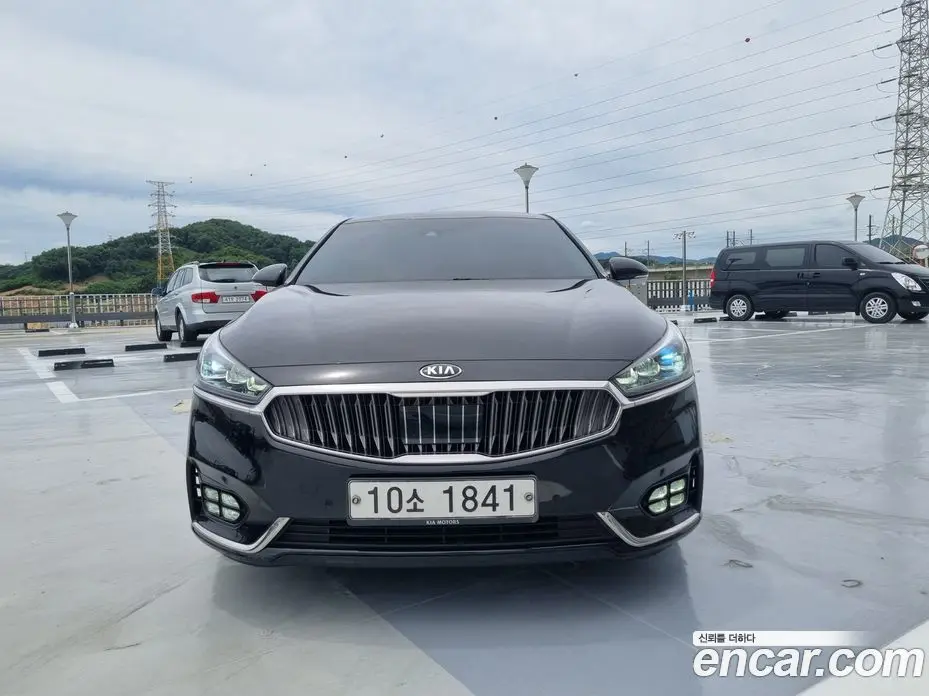 Kia K7 2018 2.4 автомат (гидро), фото 5 Kia K7 2018 2.4 автомат (гидро), фото 5