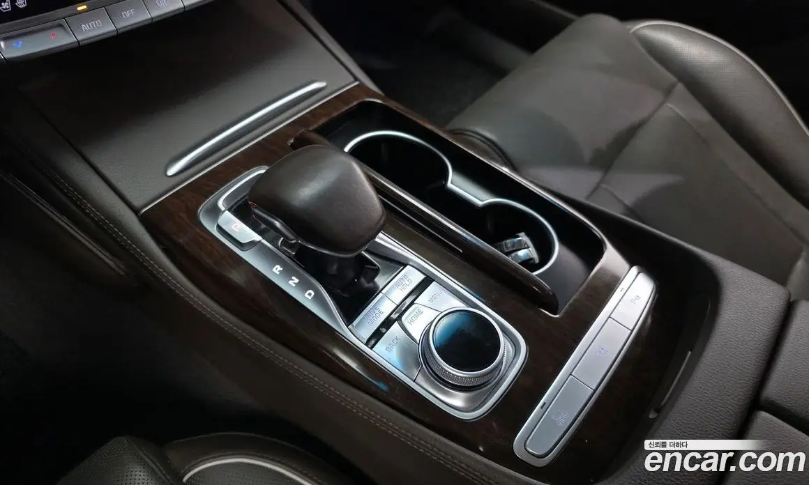 Kia K9 2018 3.8 автомат (гидро), фото 12 Kia K9 2018 3.8 автомат (гидро), фото 12