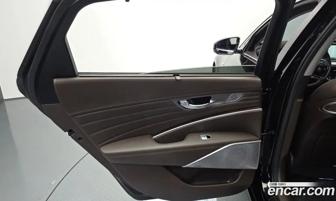 Kia K9 2018 3.8 автомат (гидро), фото 15 Kia K9 2018 3.8 автомат (гидро), фото 15