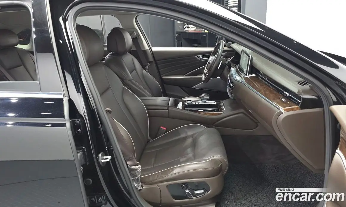 Kia K9 2018 3.8 автомат (гидро), фото 17 Kia K9 2018 3.8 автомат (гидро), фото 17